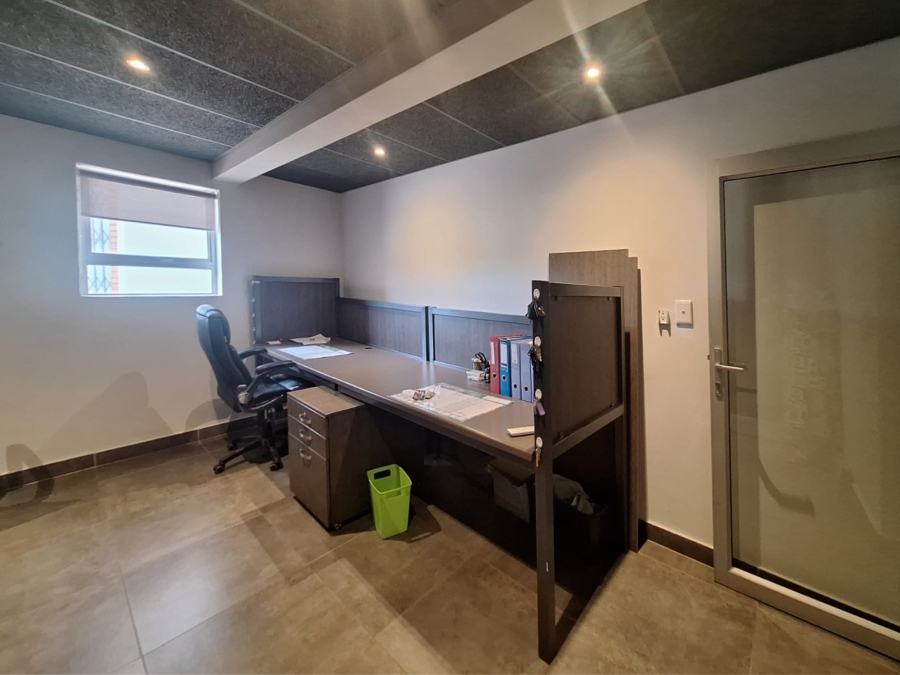 To Let commercial Property for Rent in Melodie North West